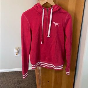 Heart on hood - VS PINK